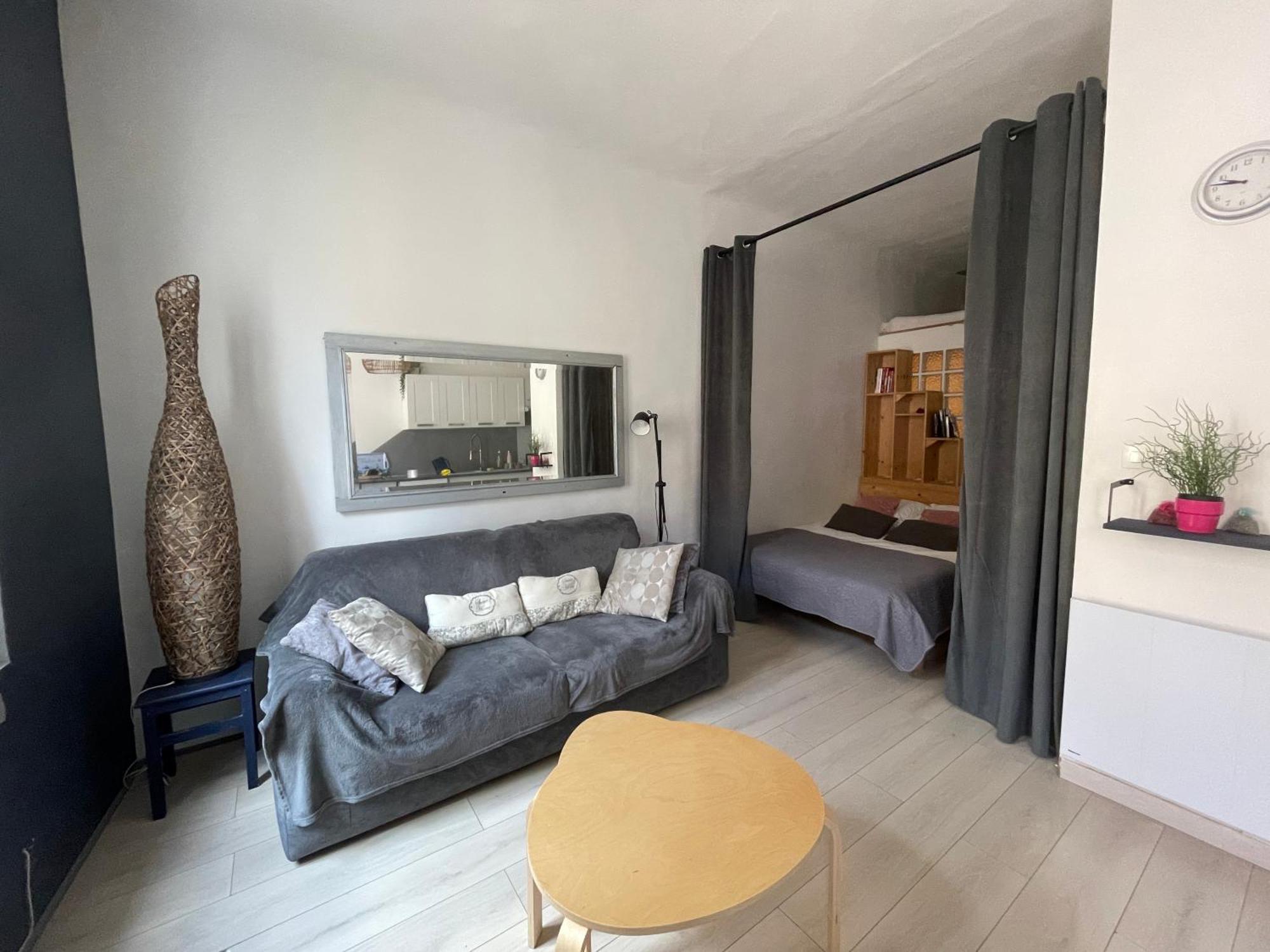 Apartment Agreable T2 Avec Baignoire *
