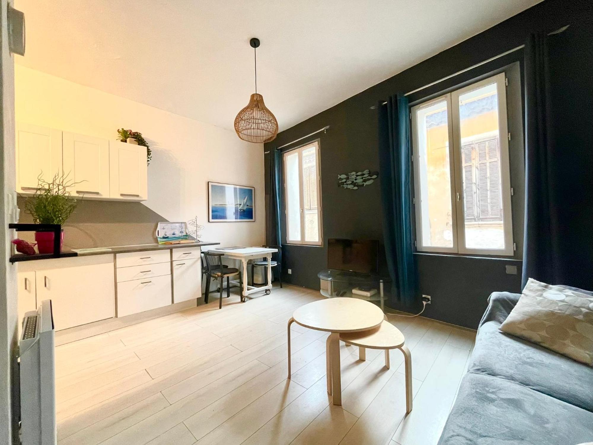 Apartment Agreable T2 Avec Baignoire La Ciotat